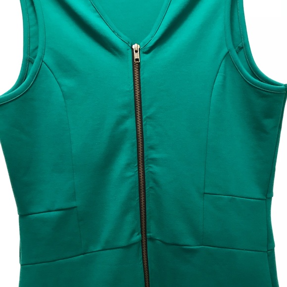 Lark & Ro Green Sleeveless Scoop-Neck Dress - Picture 6 of 8